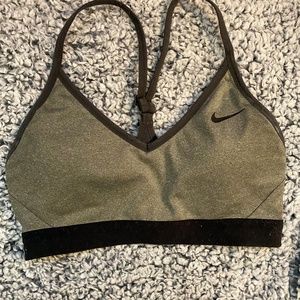 nike dri-fit sports bra